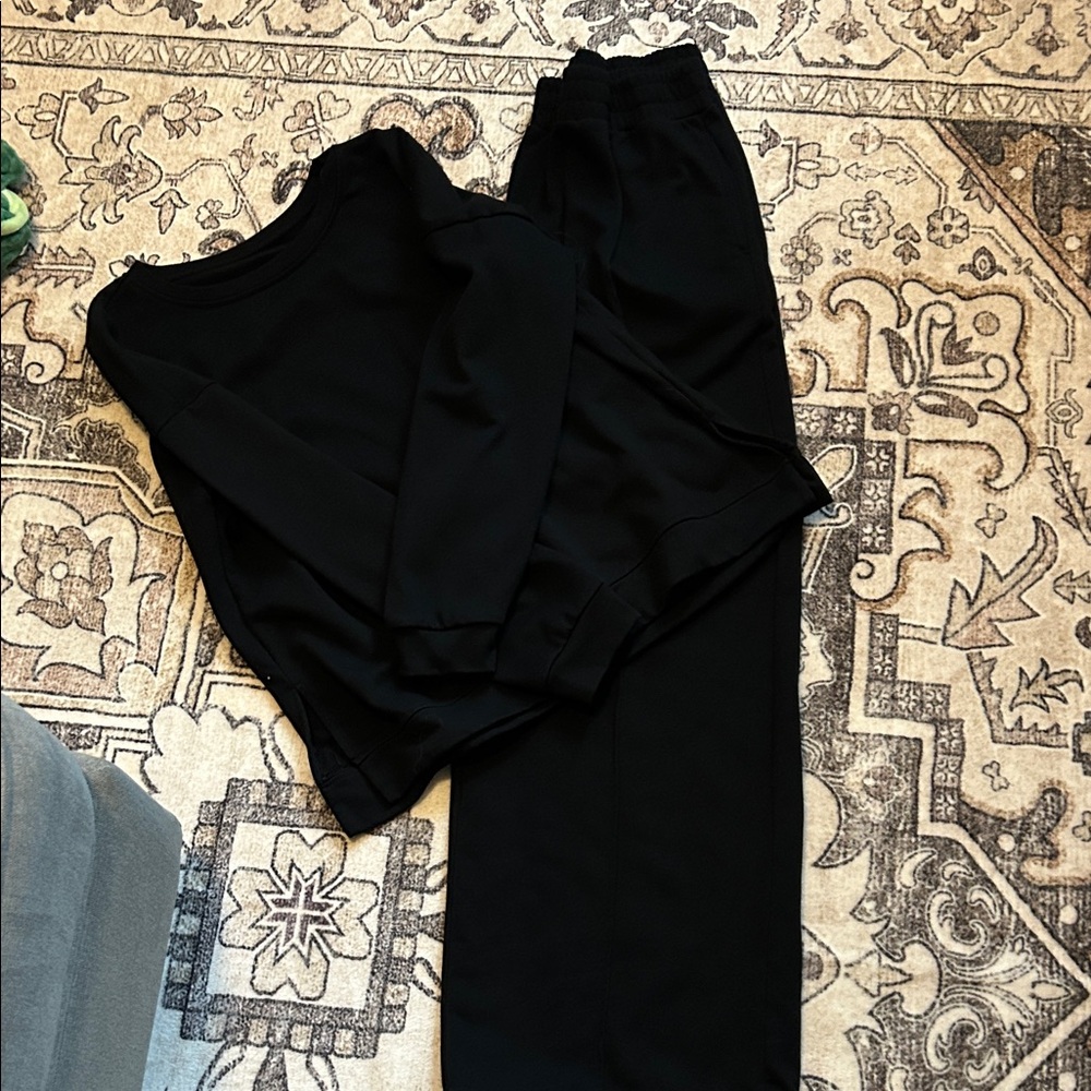 Black Sweatshirt and Pants Set